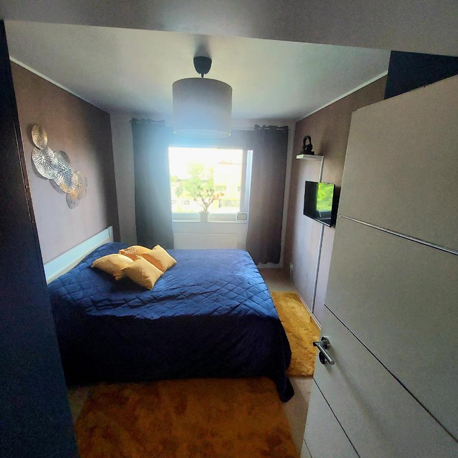 Private Apartment Laatzen City Ганновер Экстерьер фото