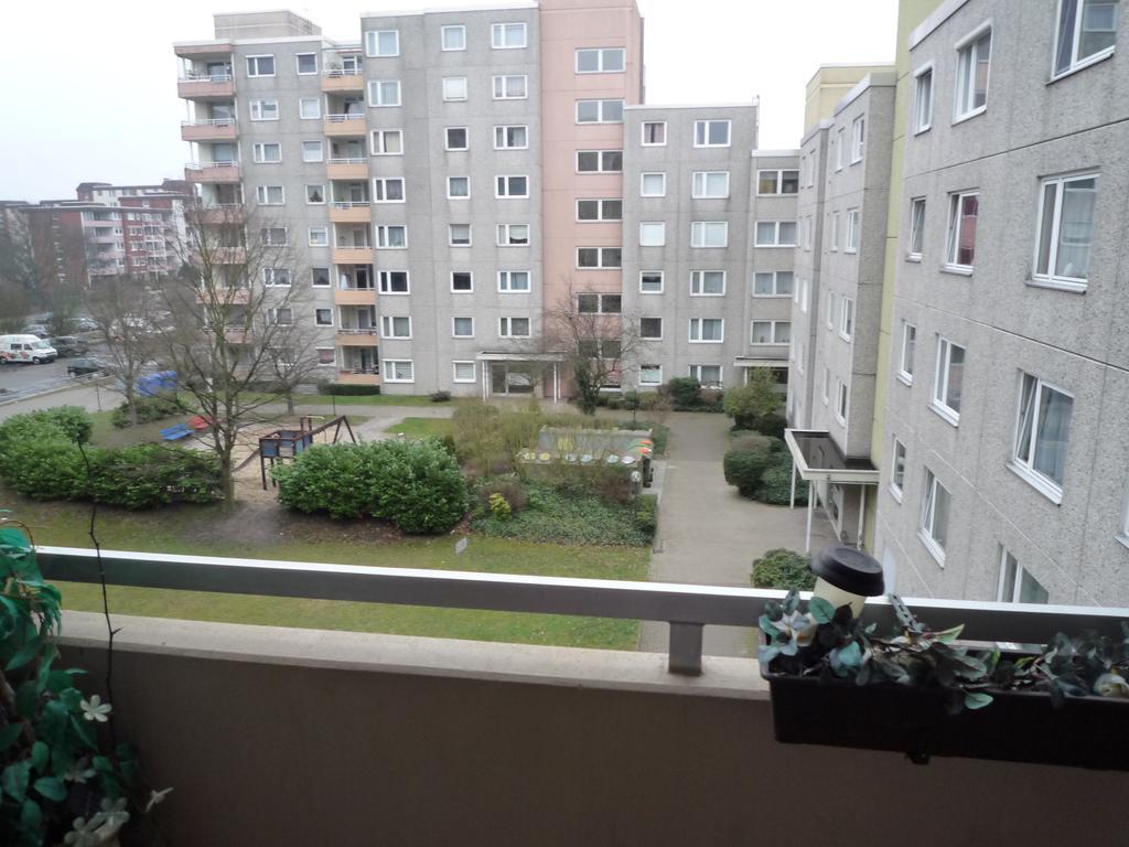 Private Apartment Laatzen City Ганновер Экстерьер фото